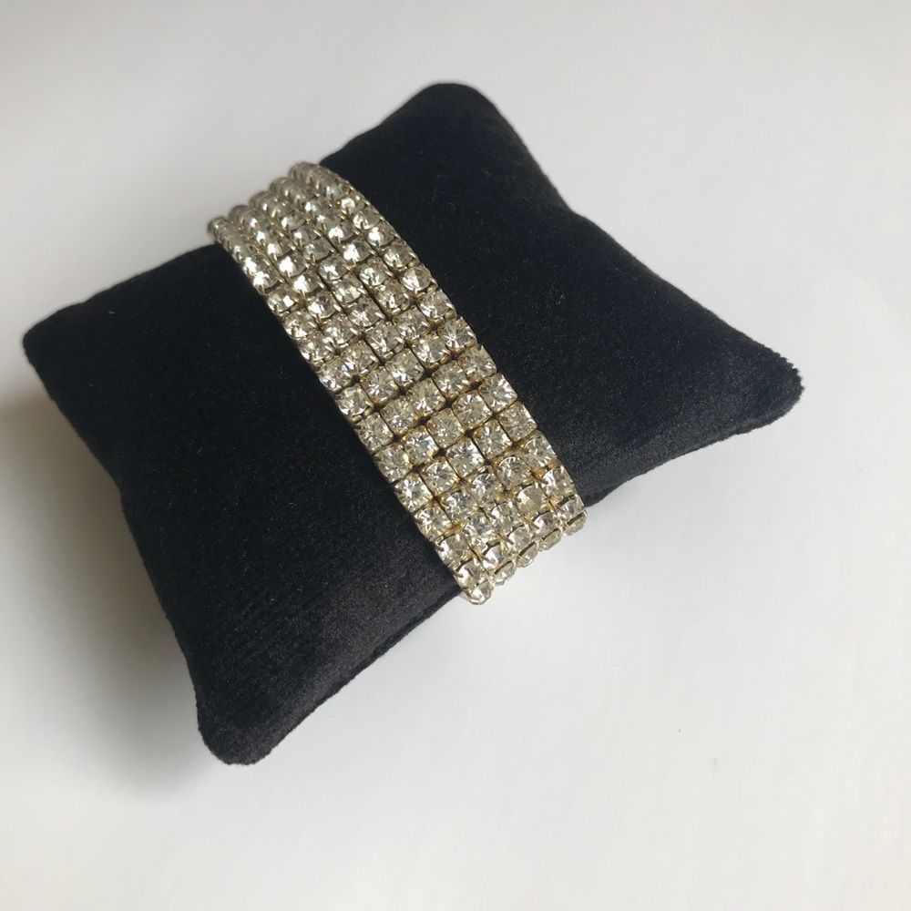 ⤵️ Bracelet - Picture 2 of 4